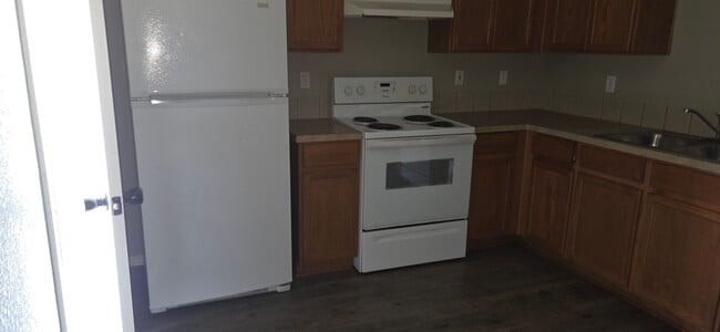 Building Photo - 176 RYAN Cir