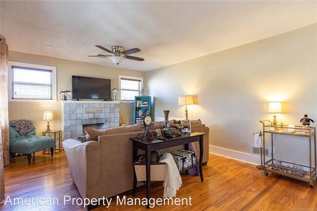 Foto del edificio - 3 br, 2 bath House - 1523 S Indianapolis Ave