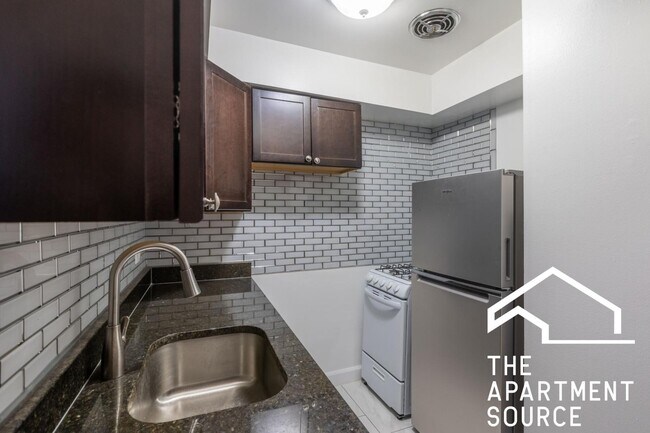 Foto del edificio - 6830 N Sheridan Rd
