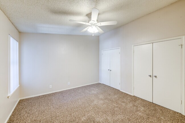 Foto del edificio - ReNew Holiday Hill®
