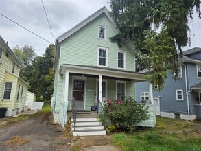 Building Photo - 42 Spring Forest Ave