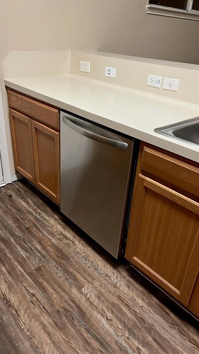 Foto del edificio - 11710 Chetman Dr