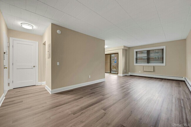 Foto del edificio - 505 White Plains Rd