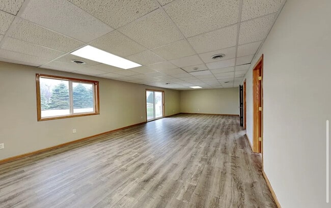 Building Photo - 10711 Unity Ln N