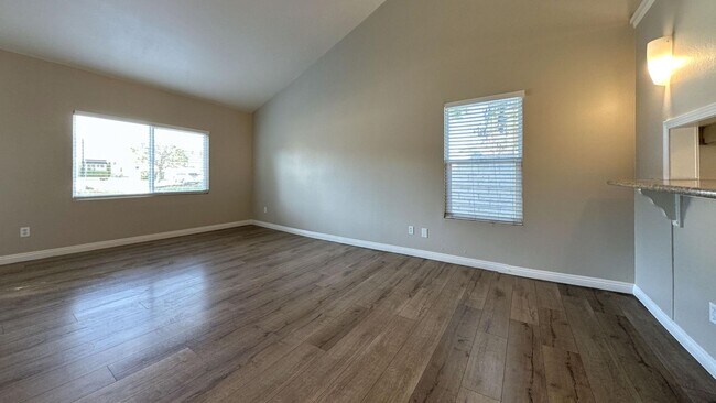 Foto del edificio - Cozy 3 Bedroom, 2 Bathroom in Colton Avail...