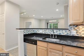 Building Photo - 2055 26th St S