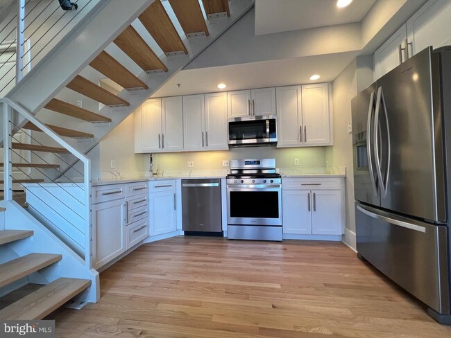 Building Photo - 1616 15th St NW