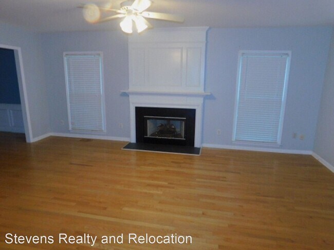 Foto del edificio - 4 br, 2.5 bath House - 9604 Miranda