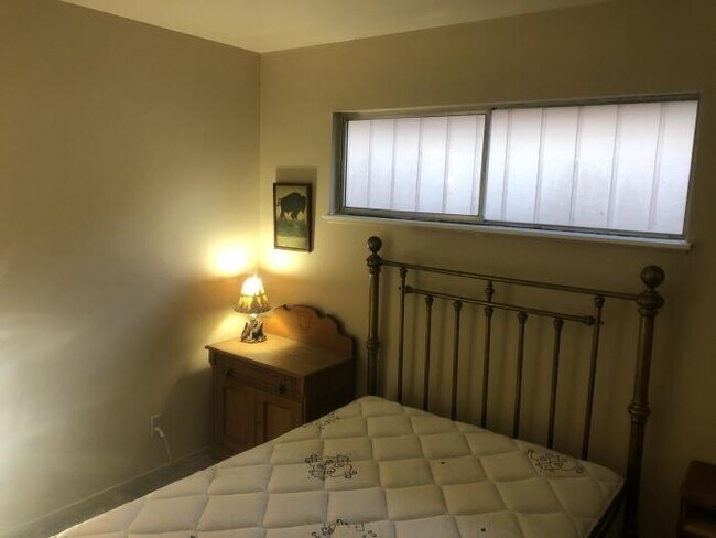 Building Photo - 1 bedroom in South Lake Tahoe CA 96150