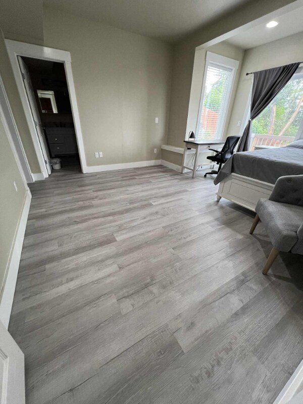 Foto del edificio - 9006 105 Ave SW