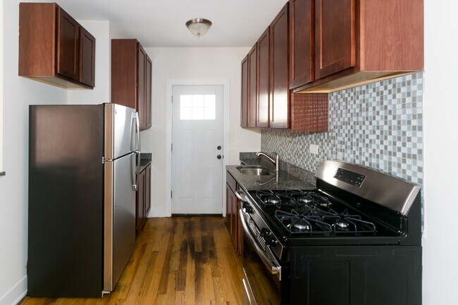 Foto del edificio - 3830 N Fremont