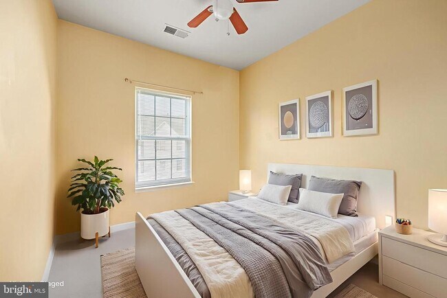 Foto del edificio - 743 Collington Ct