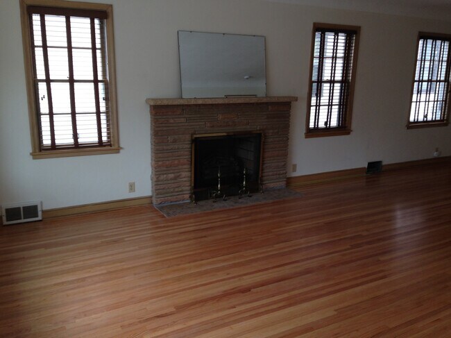 sala de estar - 3528 Blaisdell Ave