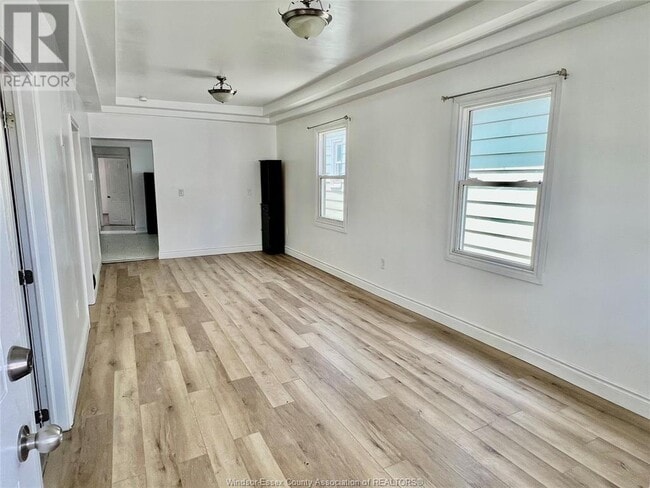 Building Photo - 455 Aylmer Ave