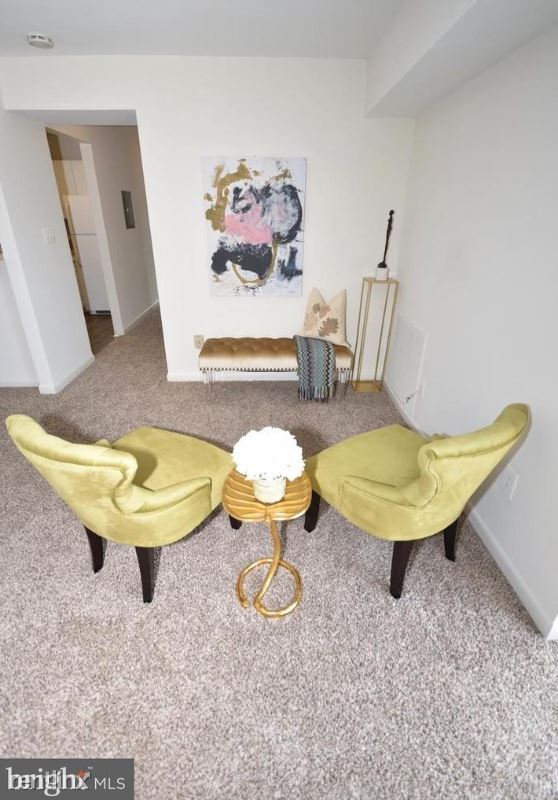 Building Photo - 2 br, 1 bath Condo - 2634 Bowen Rd SE