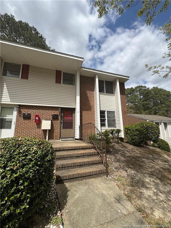 Building Photo - 571 Winding Creek Rd