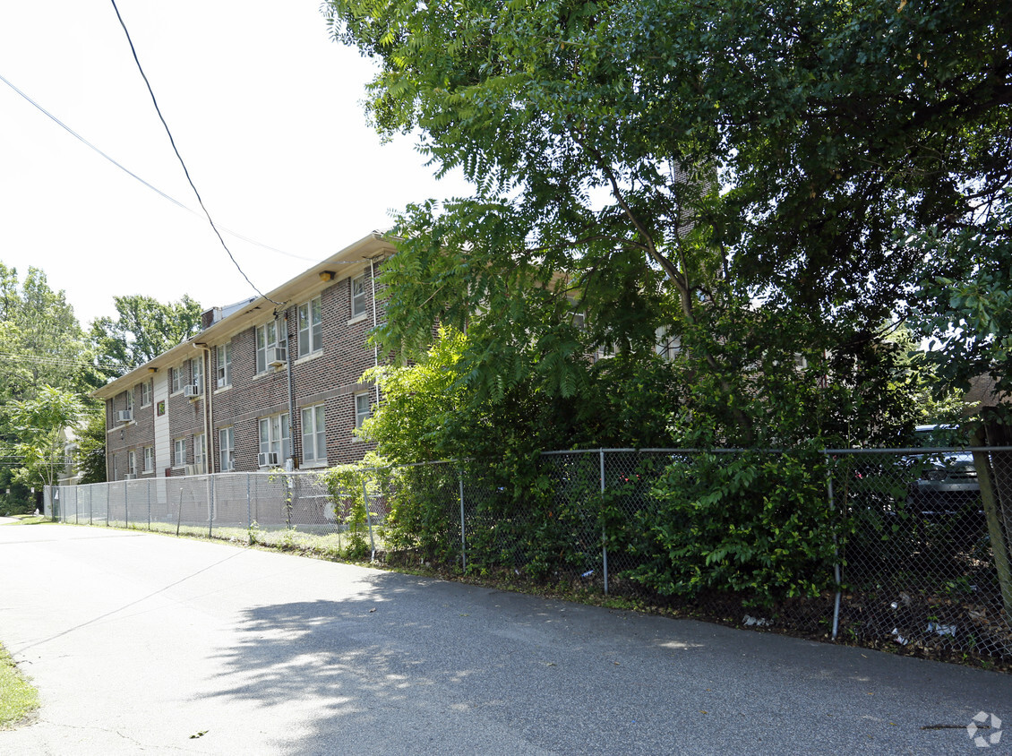 Building Photo - Mayflower Apartments
