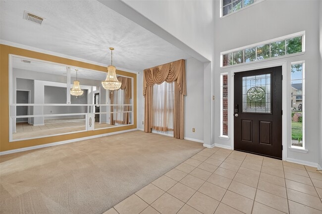 Building Photo - 602 Field Run Ct