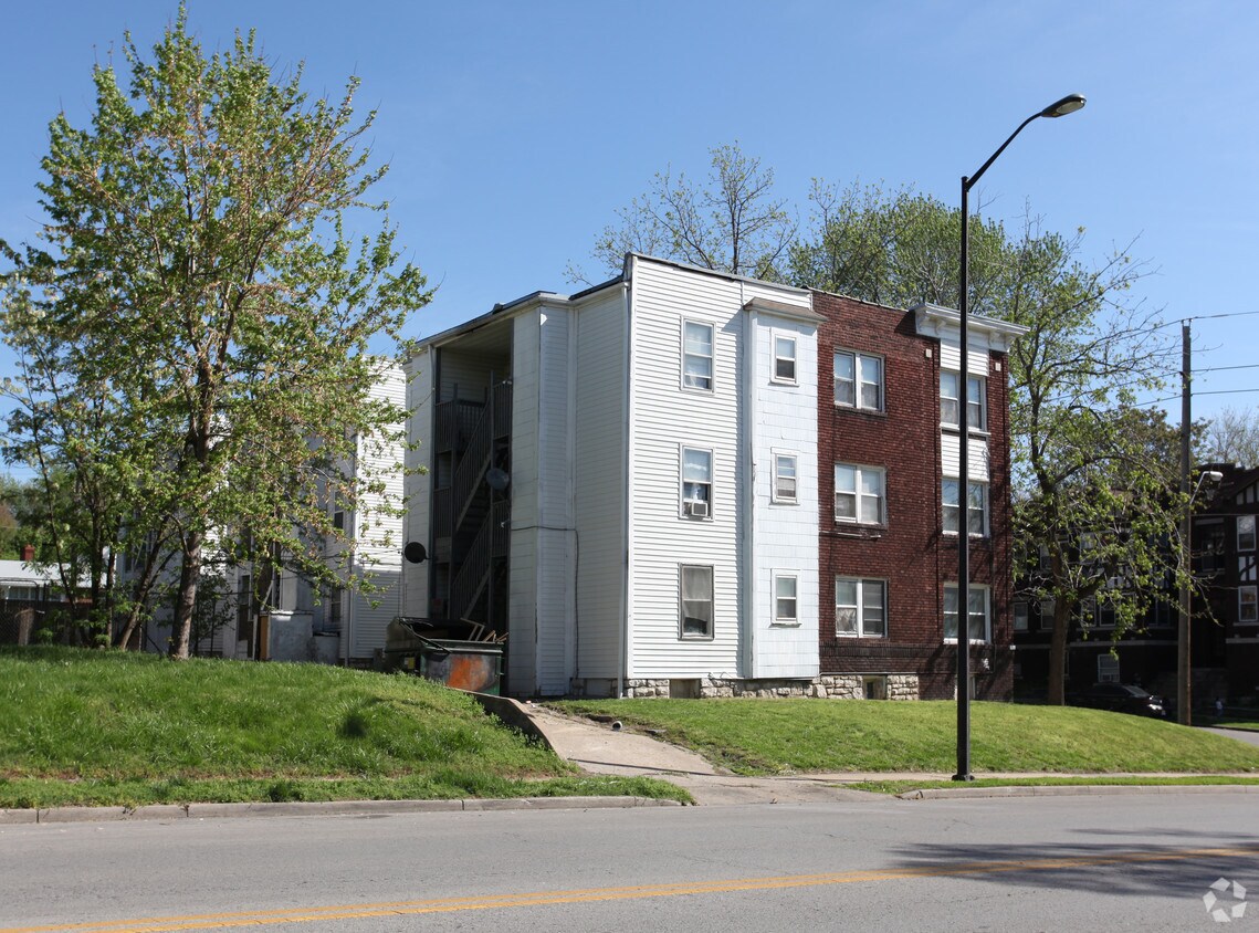 Building Photo - 100-110 N Indiana Ave