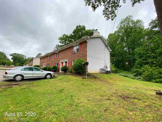 Building Photo - 78 Mt Moriah Rd