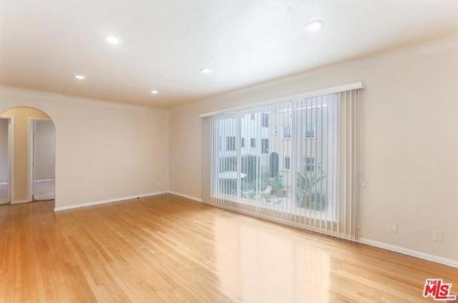 Foto principal - 1329 S Cloverdale Ave
