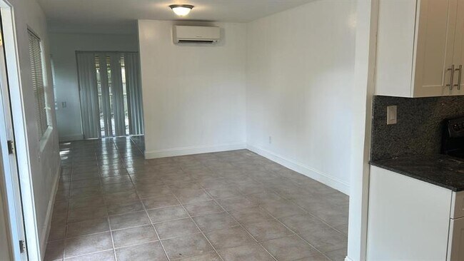 Foto del edificio - 1140 SW 30th St