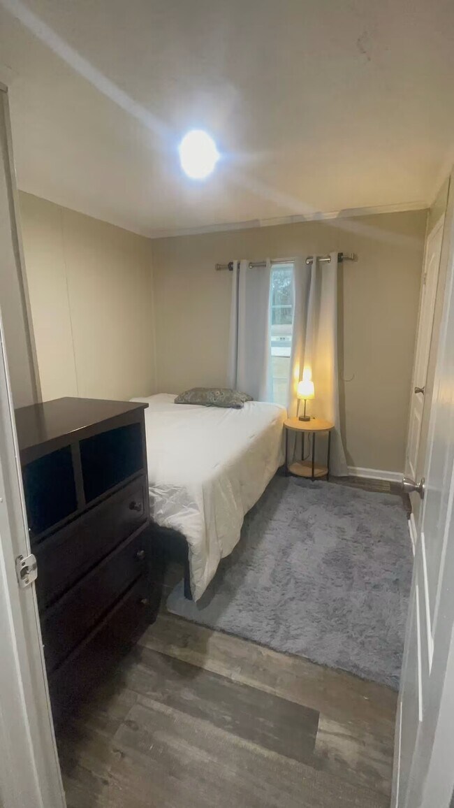 Foto del edificio - 3173 Baker Rd