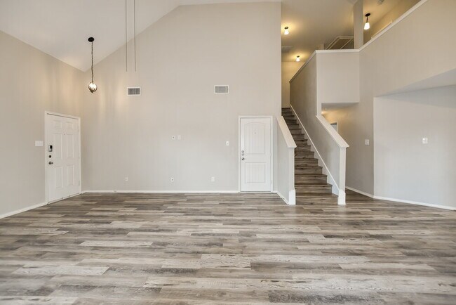 Foto del edificio - 1230 Ophelia Rd