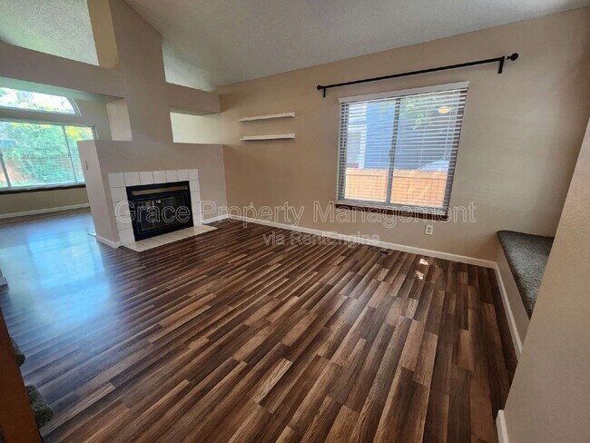 Foto del edificio - 11725 Chase Ct