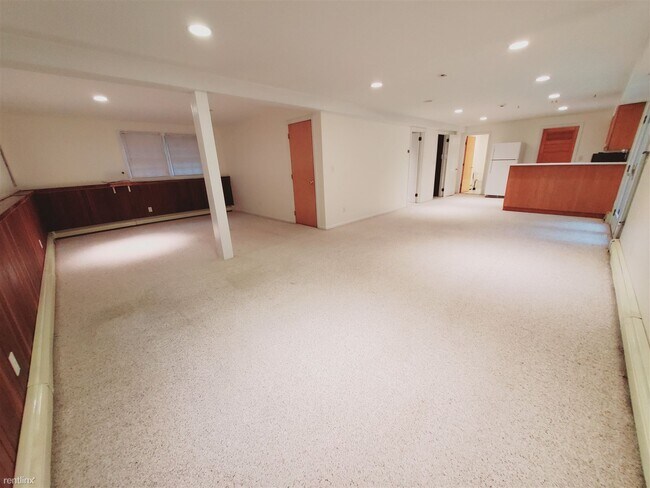 Building Photo - 1 br, 1 bath Condo - 48 Don Bob Rd