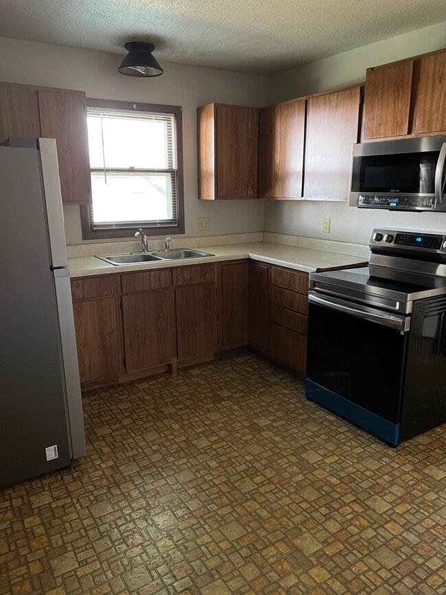 Foto del edificio - 1320 E Pearl St