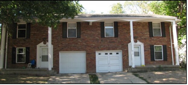 Primary Photo - 4206-4225 N Askew Ave