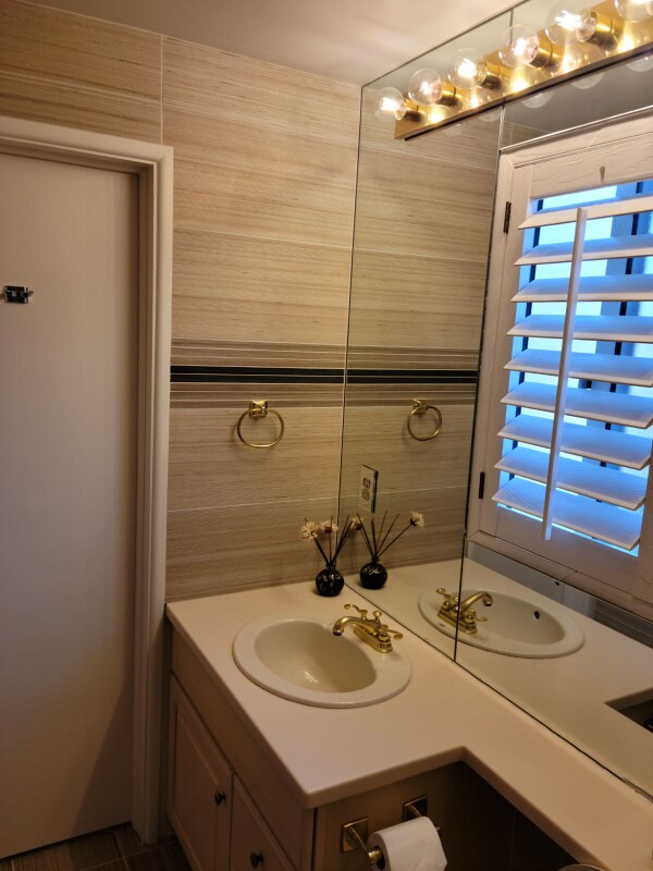 Foto principal - 1595 S Calle Rolph