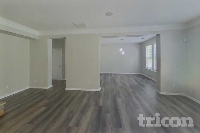 Foto del edificio - 7457 Mistydawn Dr