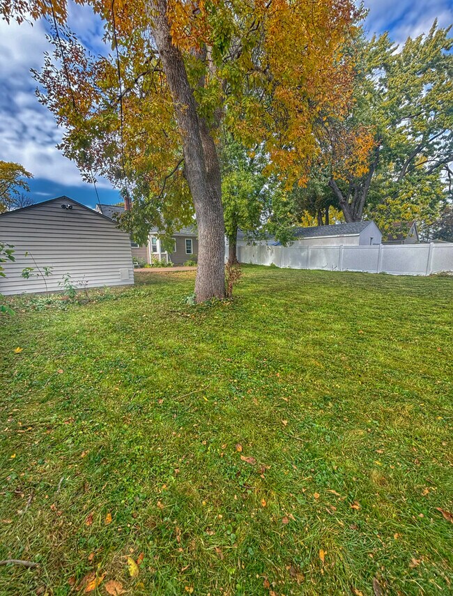 Foto del edificio - 2813 Pennsylvania Ave S