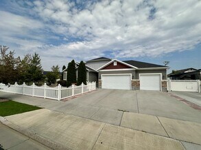 Building Photo - 6274 Copan Way