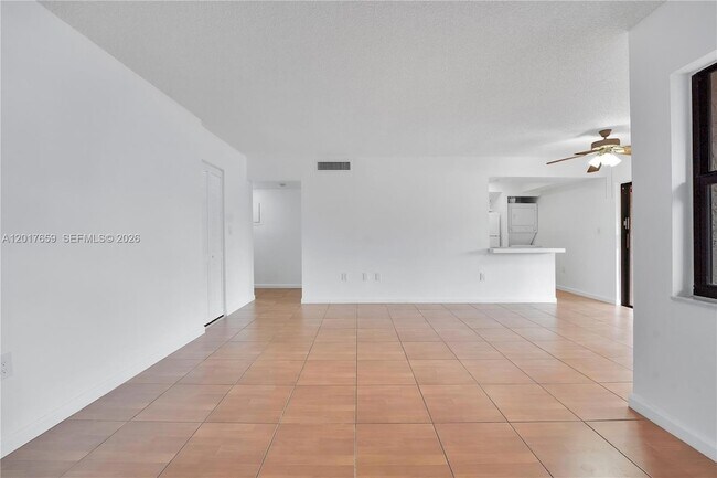 Foto del edificio - 10296 NW 9th St Cir