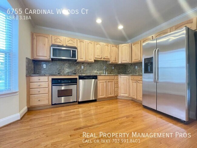 Foto del edificio - 6755 Cardinal Woods Ct