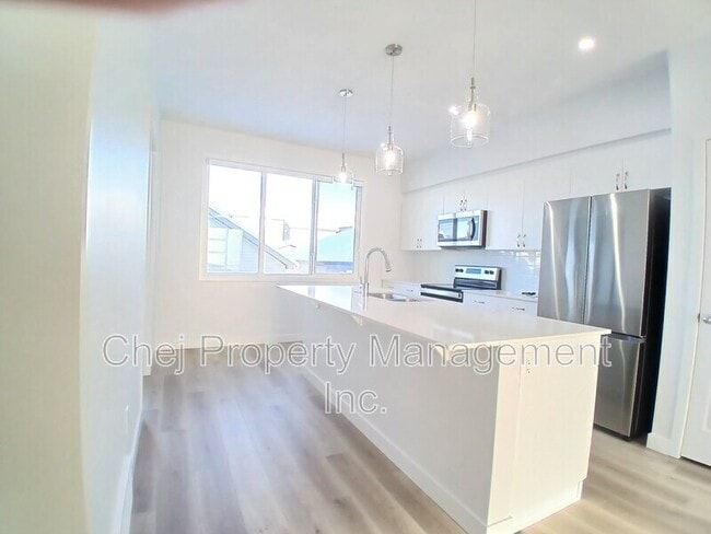 Building Photo - 5118 Kinney Wy SW