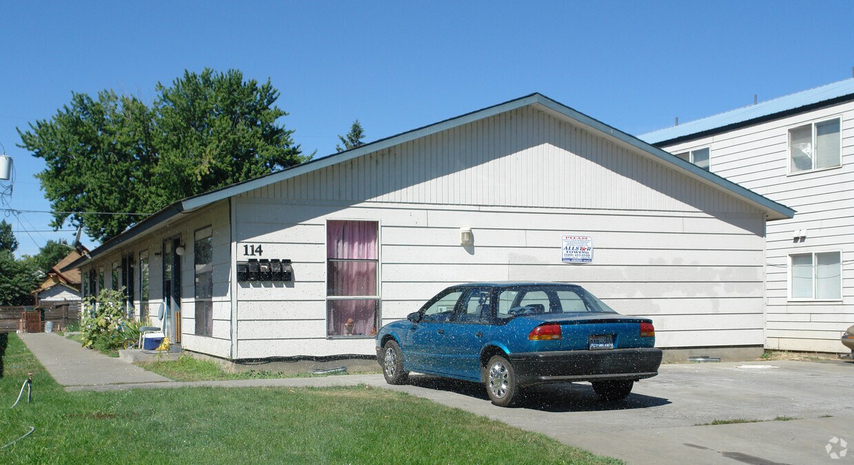 Primary Photo - 114 N 9th St