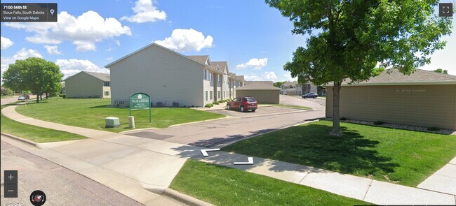 Building Photo - 7107 56th St