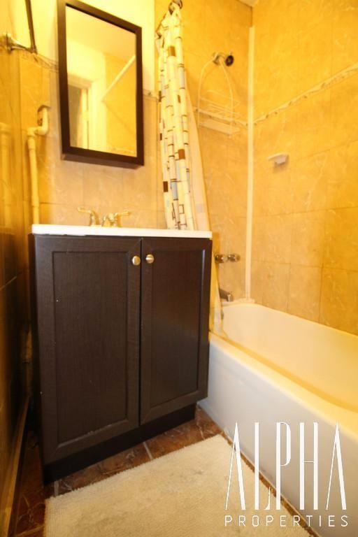 Foto del edificio - 512 E 13th St