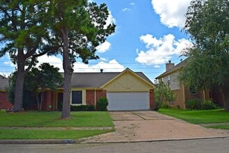 Building Photo - 11034 Springsong Dr