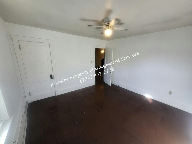 Building Photo - 465 Zeigler Ave