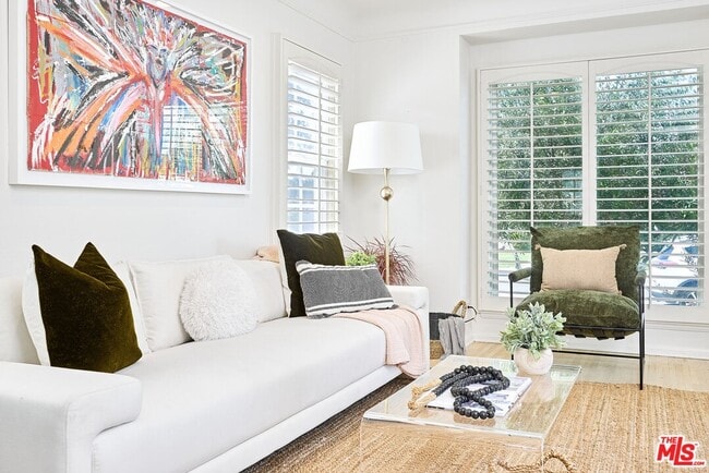 Building Photo - 7822 Bleriot Ave