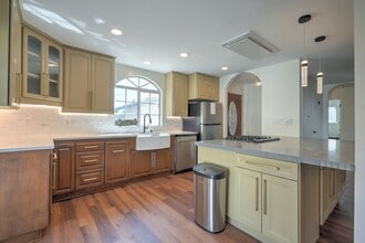 Building Photo - 2891 Whitney St