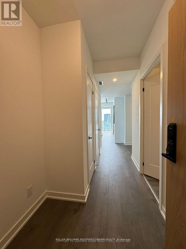 Building Photo - 5 Defries St