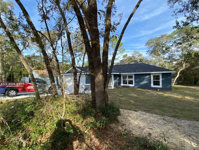 Foto del edificio - Custom Home - Desirable Citrus Springs Neighborhood 3/2/2 **Won't Last**