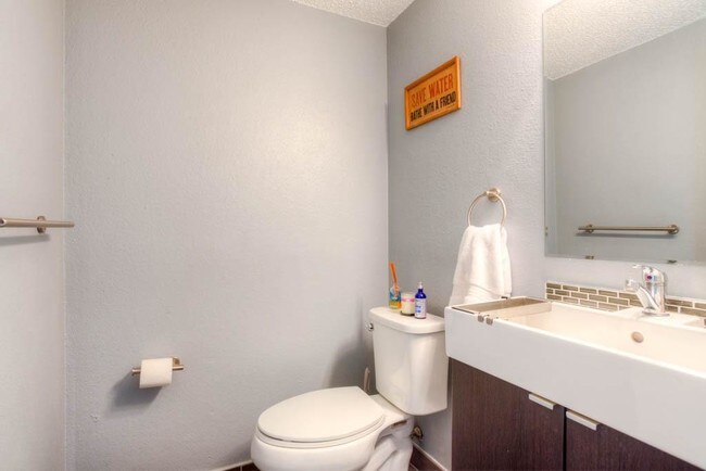 Building Photo - 5616 Emerald Forest Dr