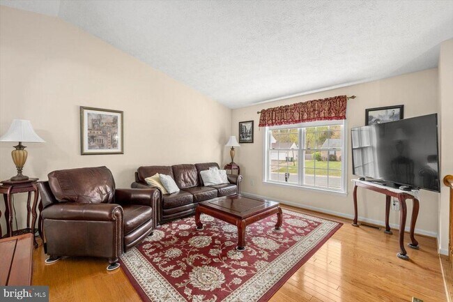 Foto del edificio - 12006 Falcon Ridge Dr